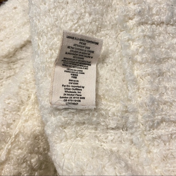 FREE PEOPLE Oversized V-Neck Knit Sweater Size M - Picture 4 of 7